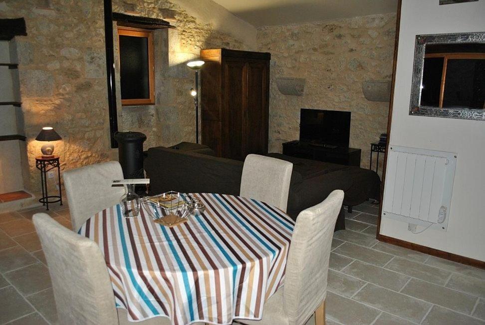 Villa L'Aulerie à Saint-Meard-de-Gurcon Extérieur photo